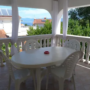 Monja & Dadi, Malinska, Apartment